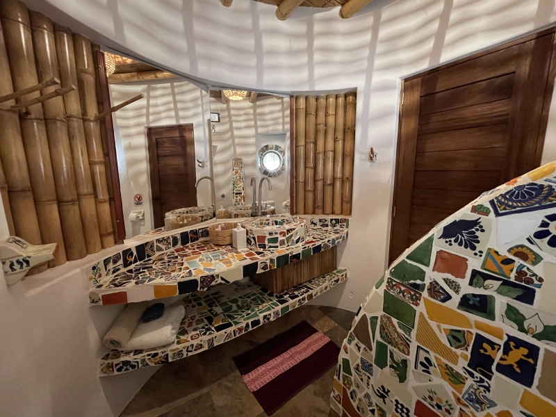 full-bathroom-2