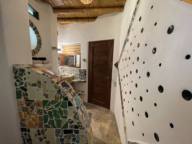 full-bathroom1